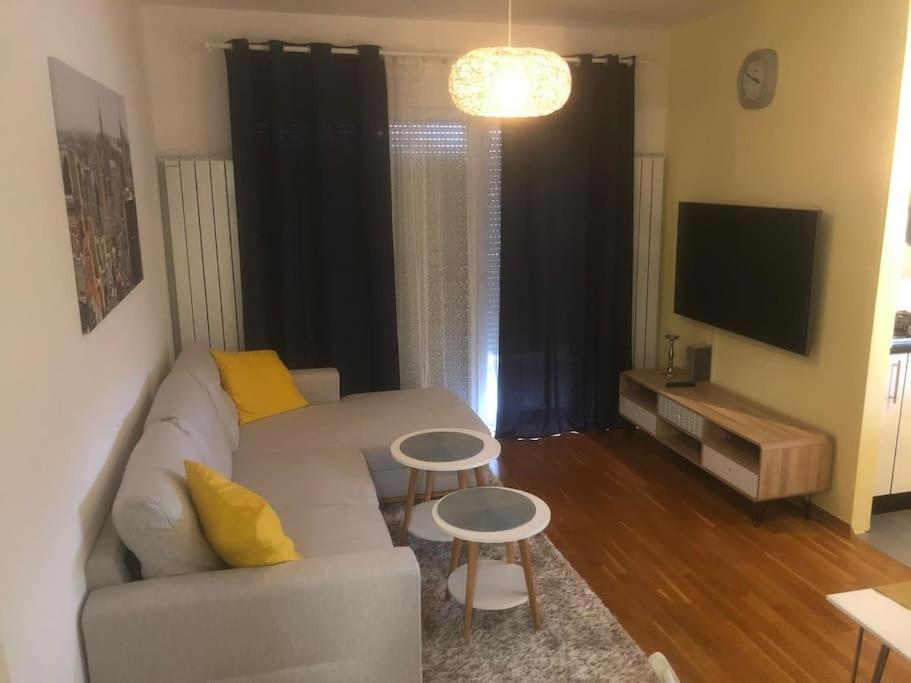 Apartman Arena-Velesajam Vito Zagreb Exteriör bild